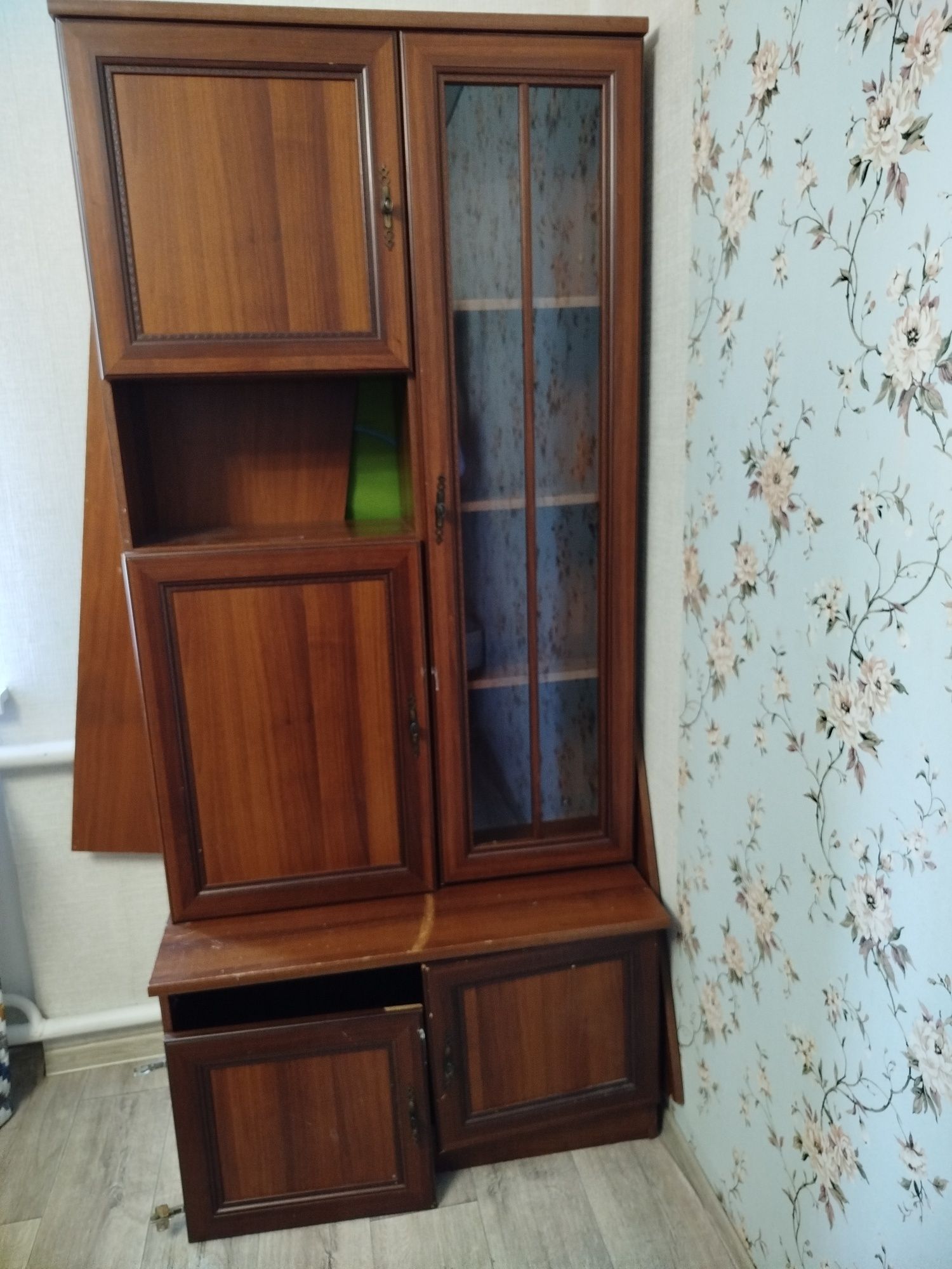 Продам шкафы в спальню
