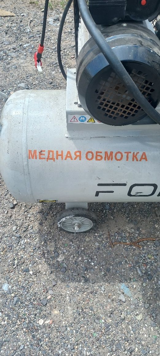 Продаётся  Компрессор  100 литровый