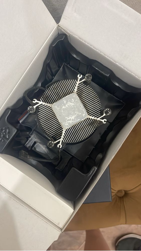 Процессор AMD Ryzen 5-3600x, матплата DDR4 AM4, башня в комплекте