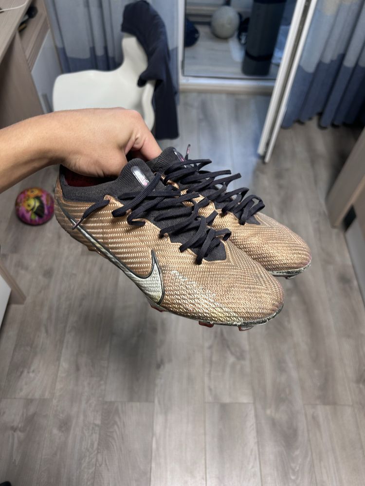 Бутсы Nike Mercurial