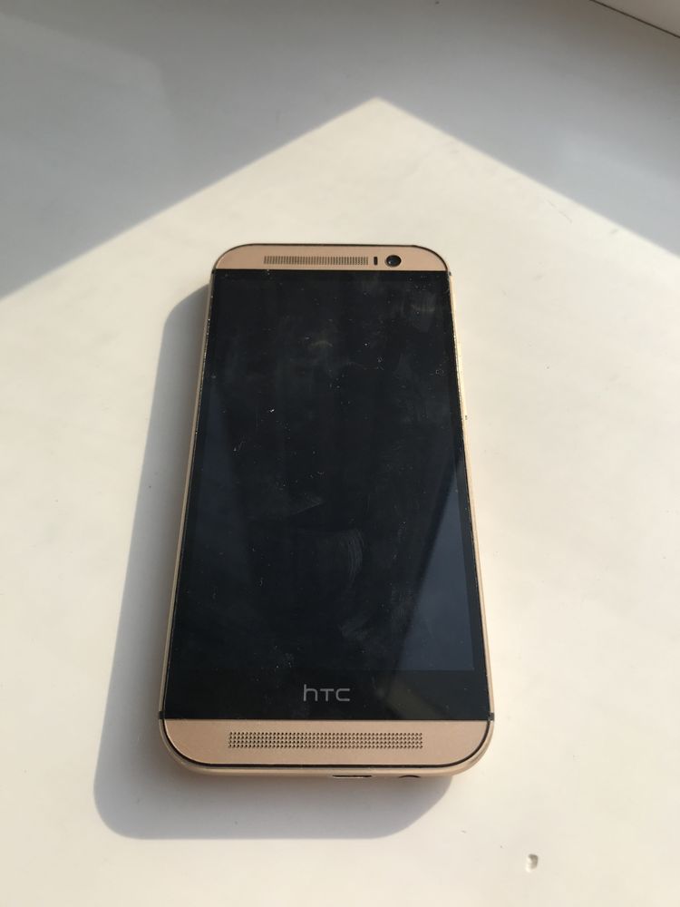 Продам телефон HTC One M8, 10.000тг