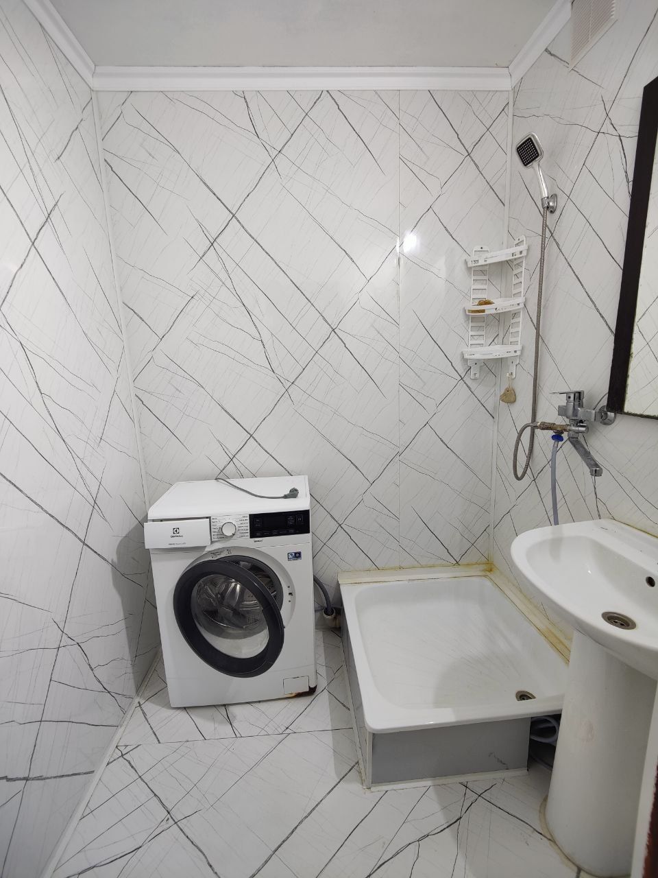 Продается 1 ком кв по ул Рыскулова