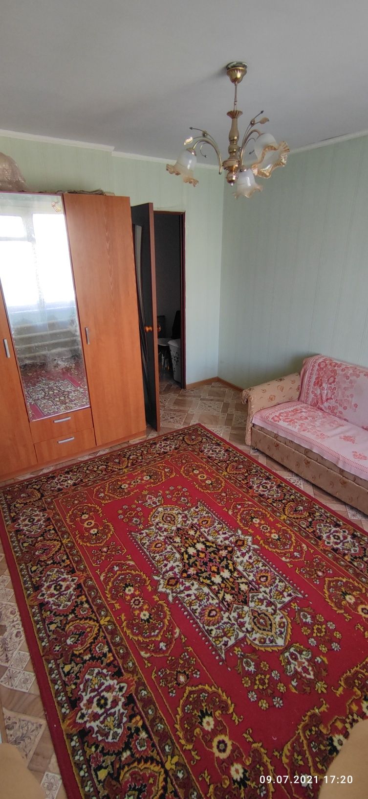 Продам 2-х комн. квартиру микрорайон Строитель