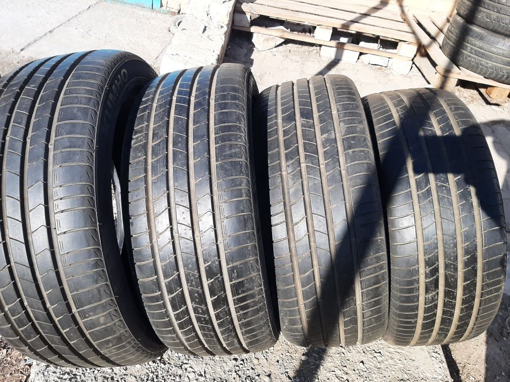 Продам шины 235/45/18 кумхо экстра HS51