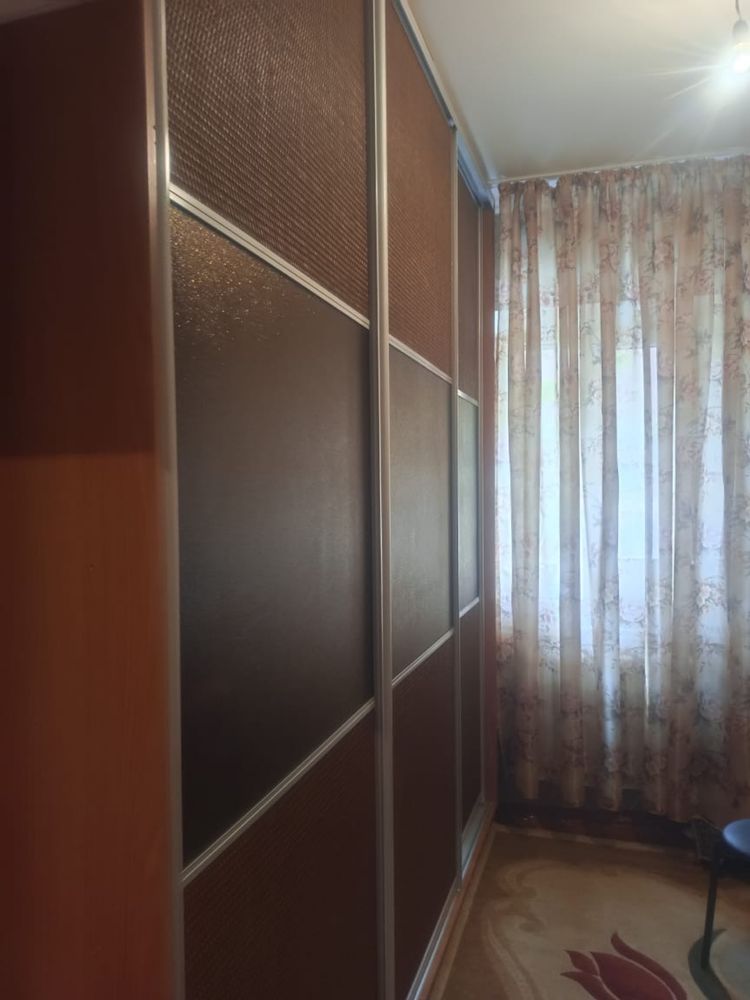 дом с большим участком и со своим санузлом