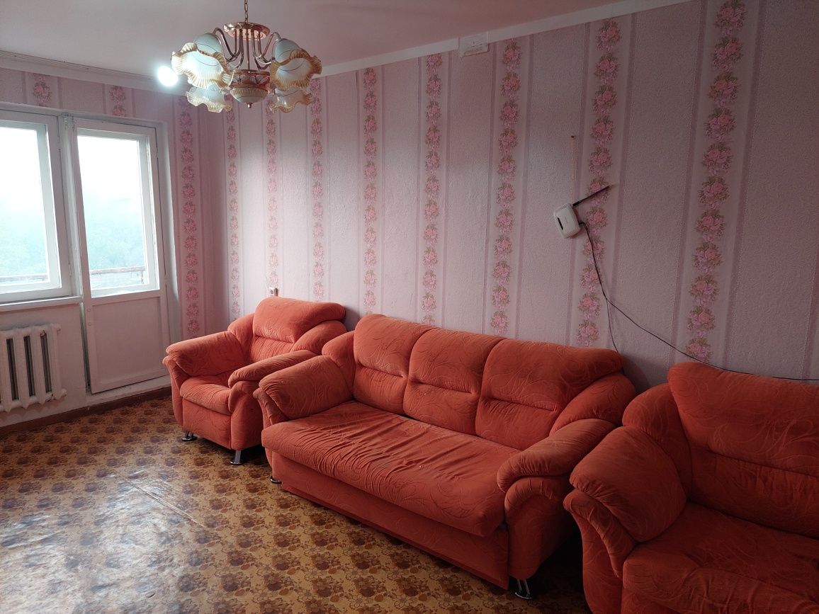 продам  2 комнатную квартиру