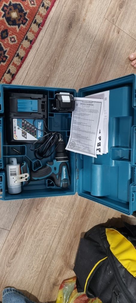 Шуруповерт Makita 18В оригинал