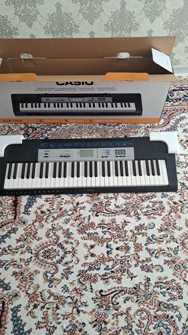 Продам Синтезатор Casio Стк 1550