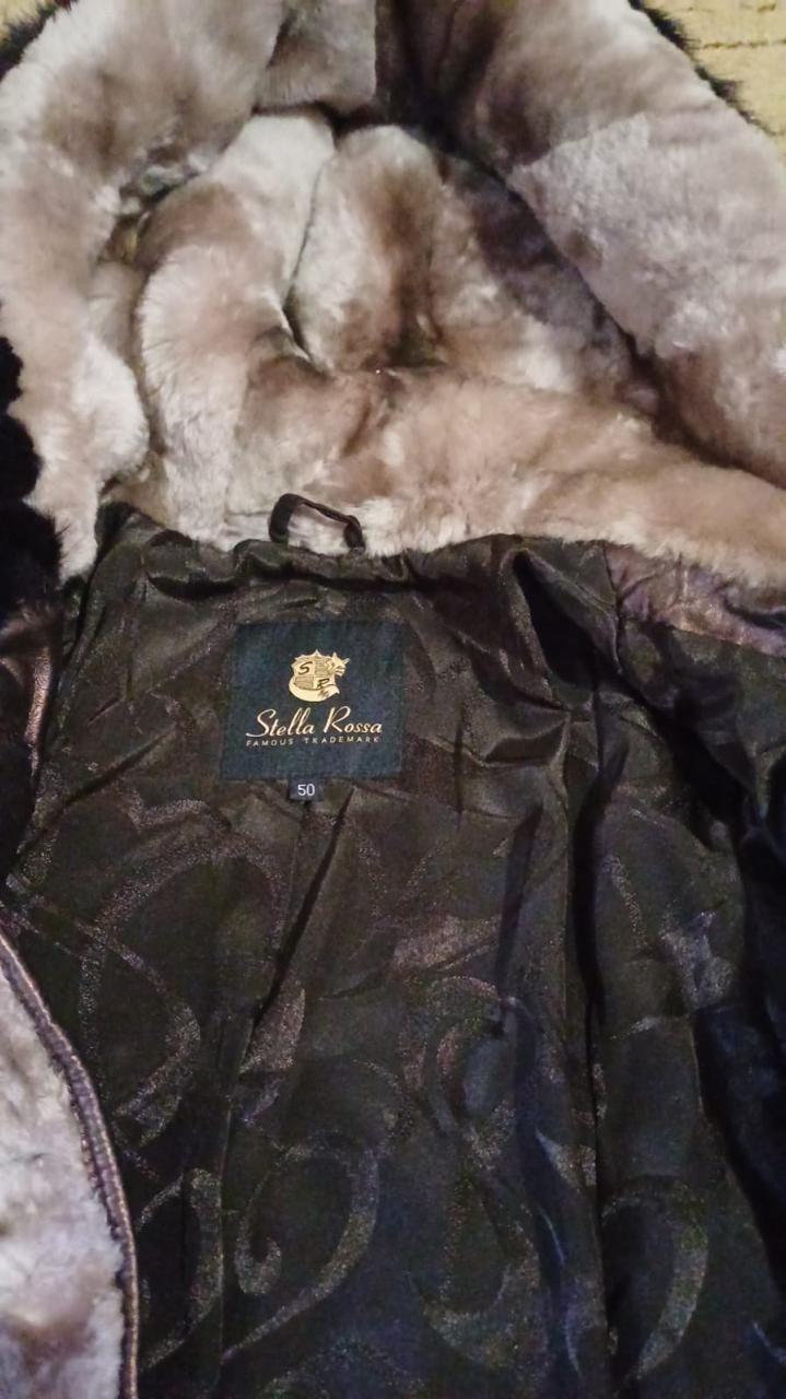 Продам шубу (натуральный мех)