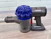 Продам пылесос Dyson V6