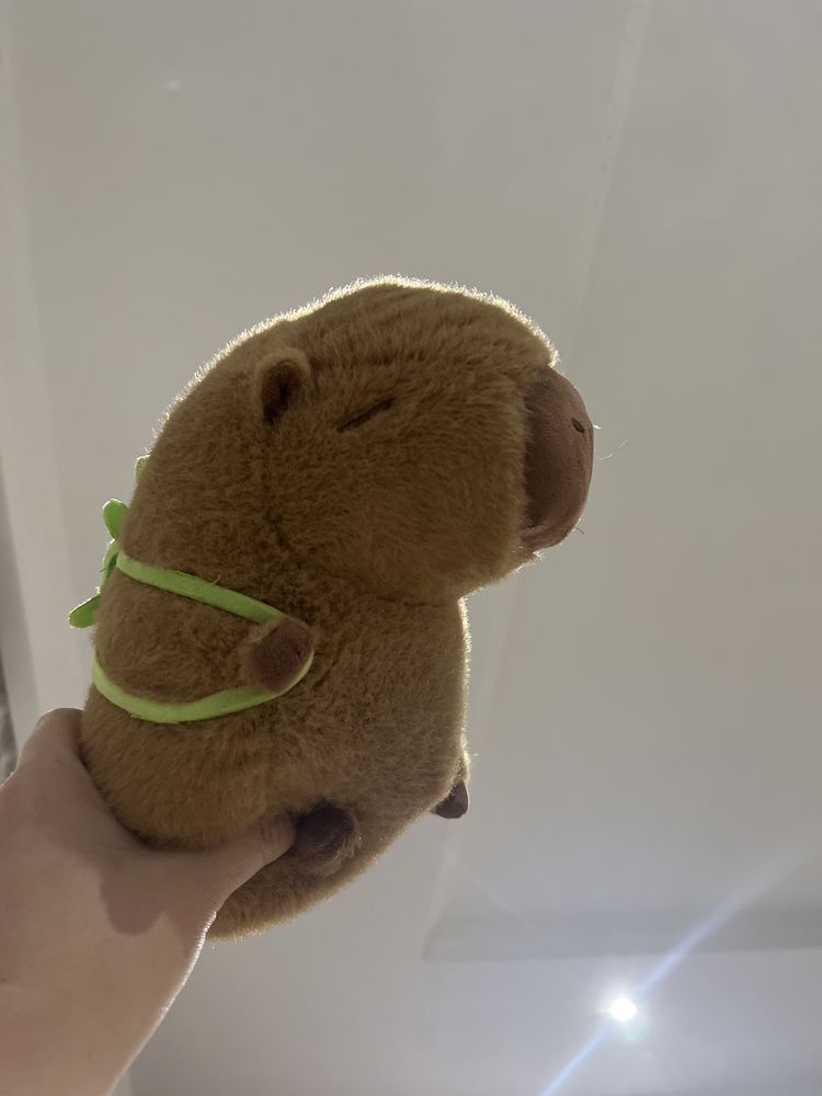 Мягкие игрушки продам минни и капибара