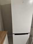 Холодильник Indesit