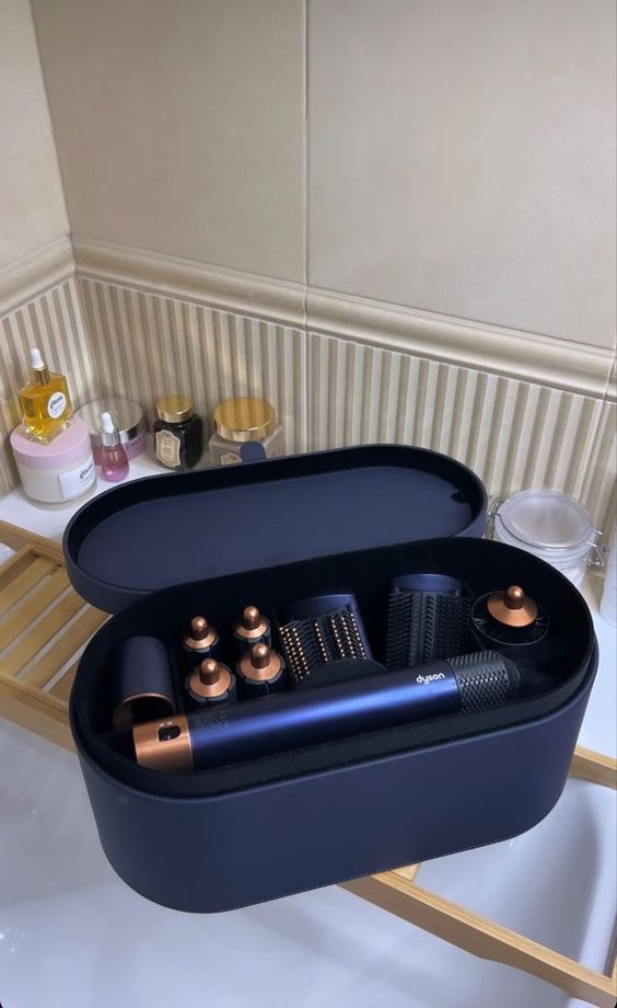 Dyson airwrap complete long