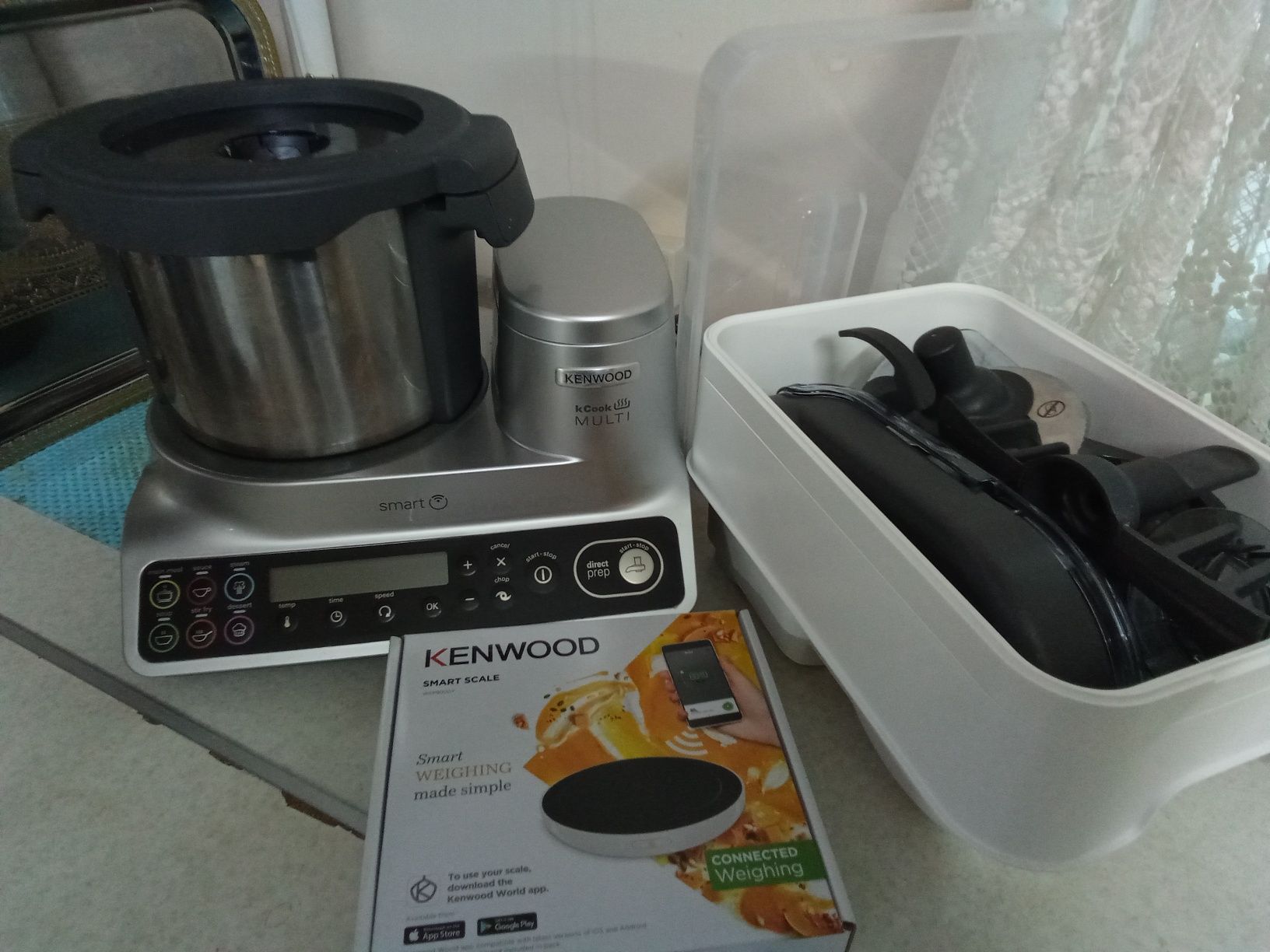 Кухонный комбайн Kenwood