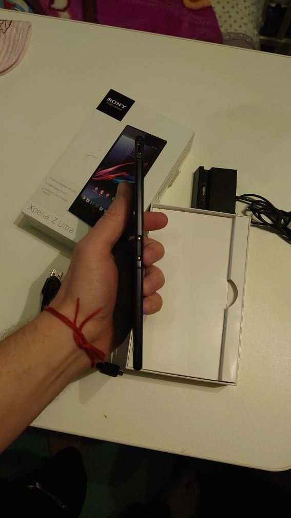 Смартфон, телефон, Флагман легенда Sony Xperia Z Ultra