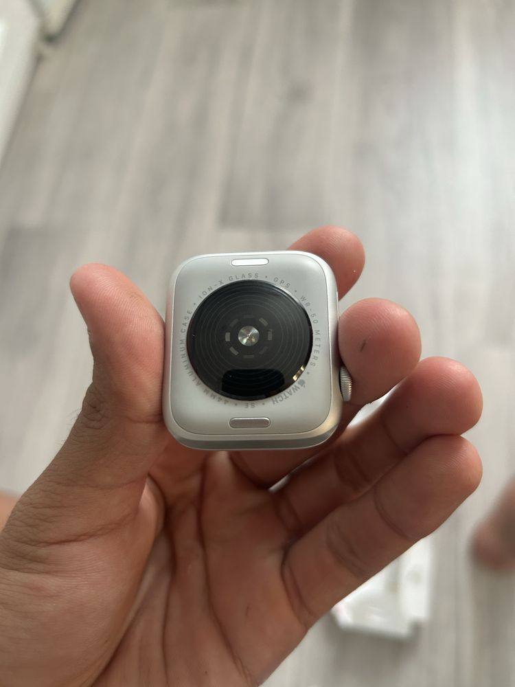 Iphone 14 plus и apple watch se 2 44mm