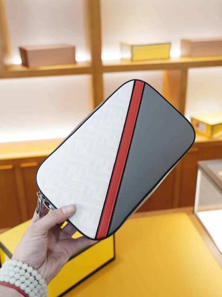 Барсетки FENDI люкс качества