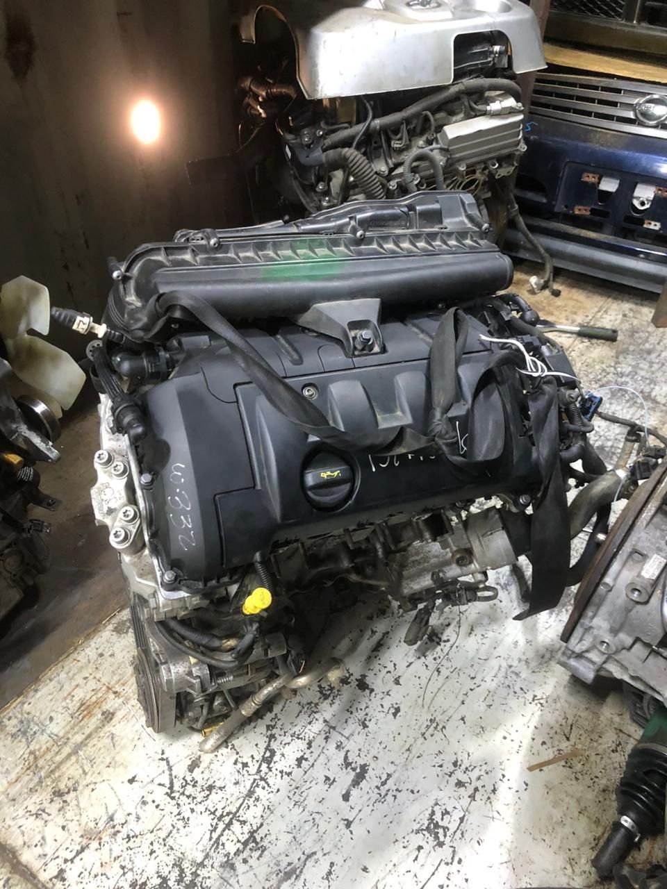 Пежо 301  привозной 1.6л с vvt-i