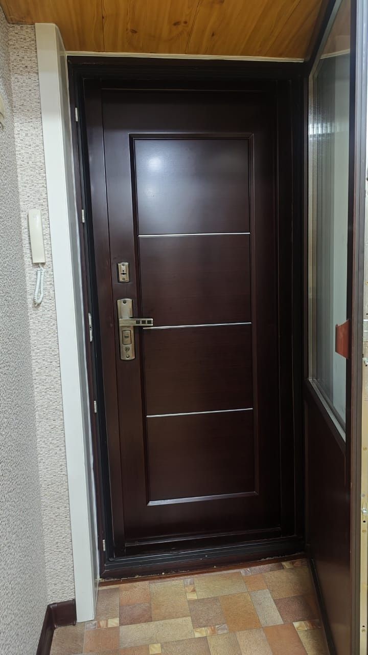 Продается 2-х комнатная, Амангельды 1