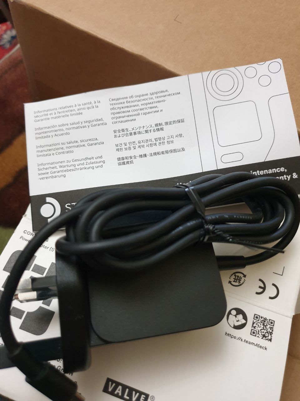 Steam Deck LCD 256 Gb в упаковке,состояние идеальное