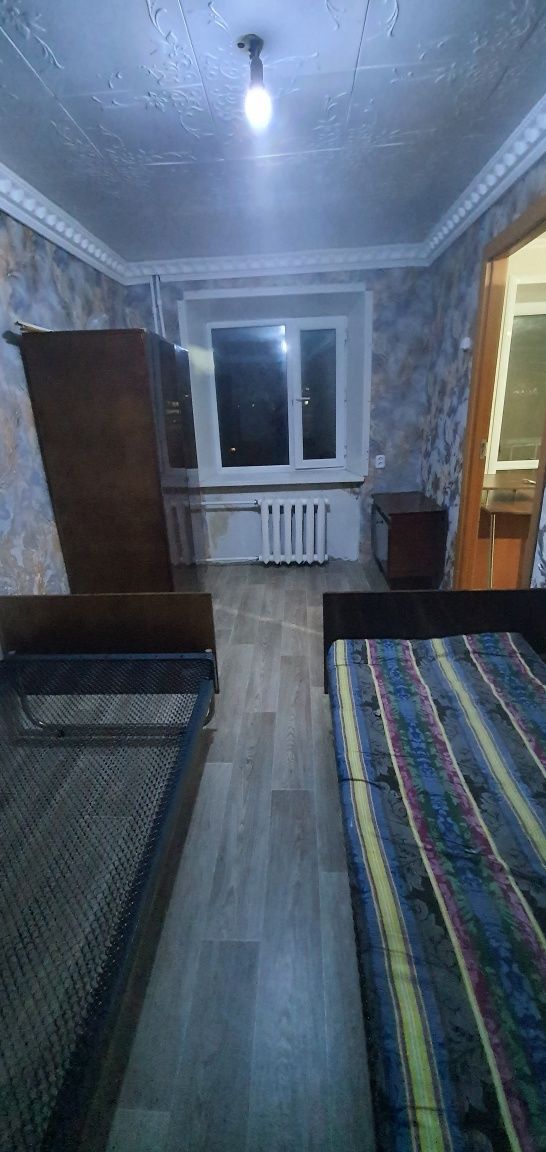 Сдаю 2 .комнатную квартиру .
