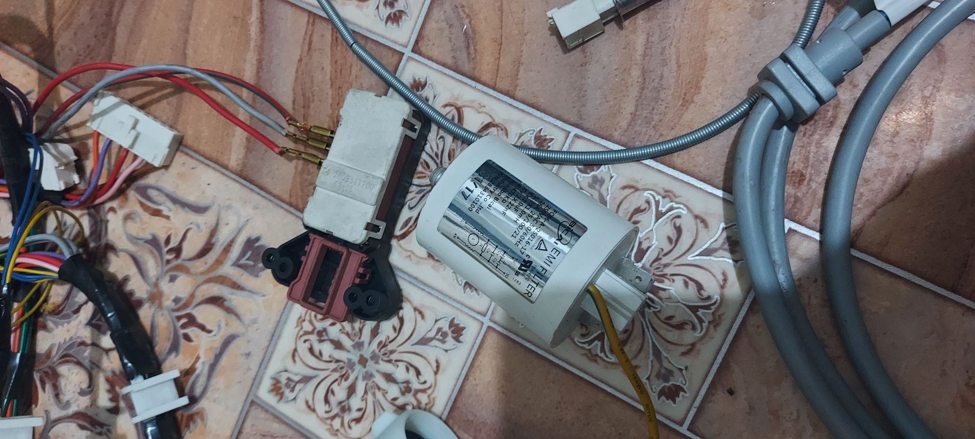 Зпачасти на стиральную машинку