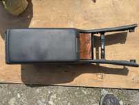 Подлакотник мерседес бар w210 подстаканник