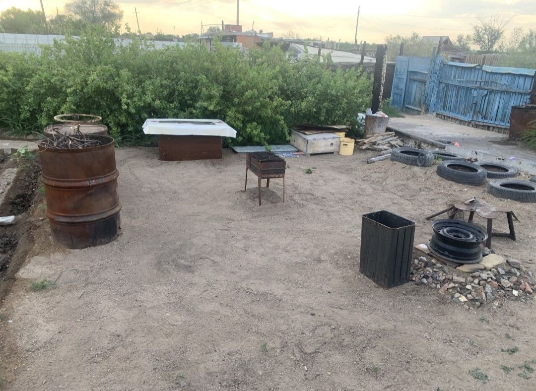 Продам домик с дачным участком