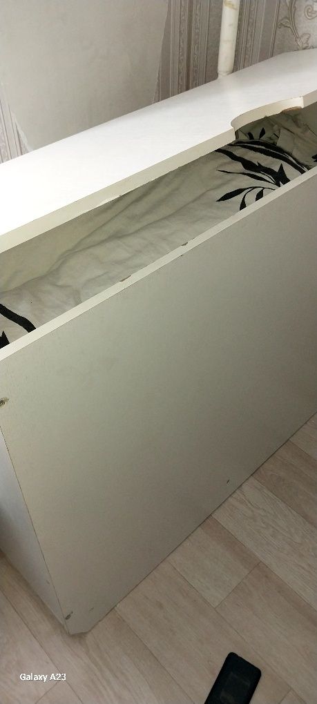 Продам двухъярусную кровать