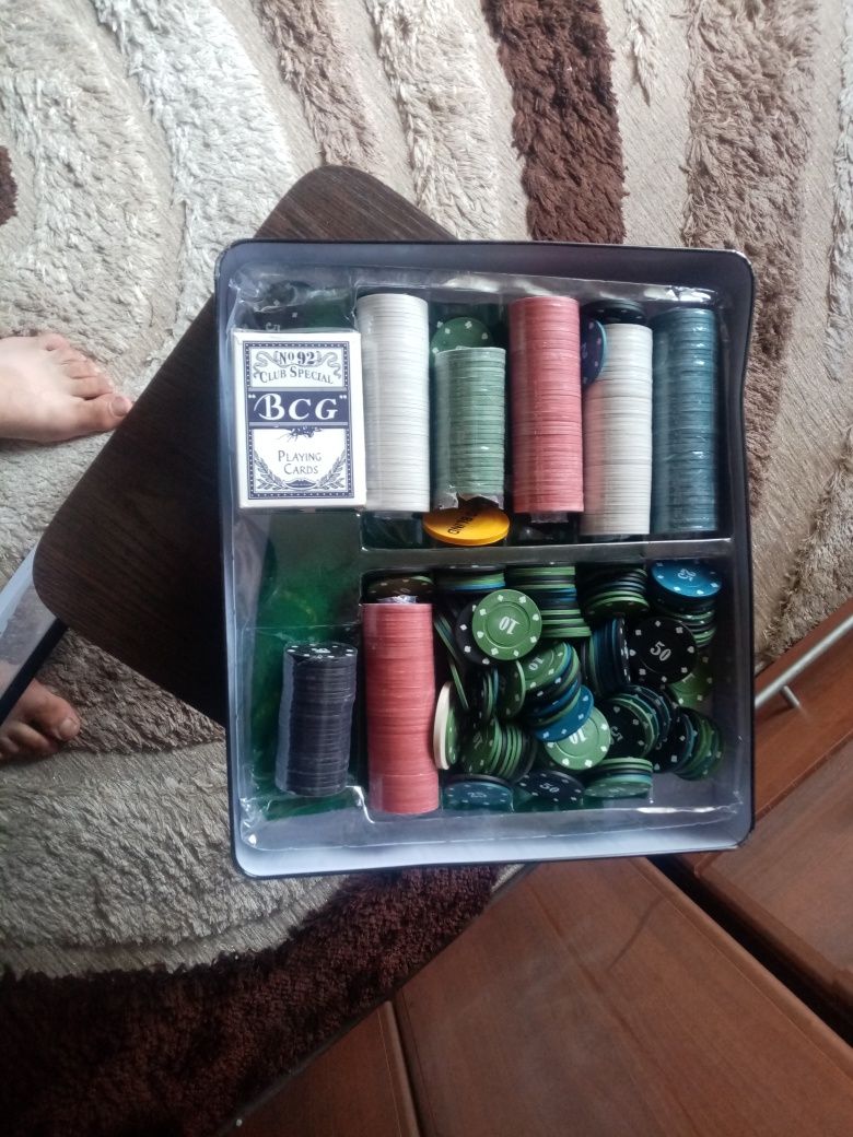 Продам новую настольную игру