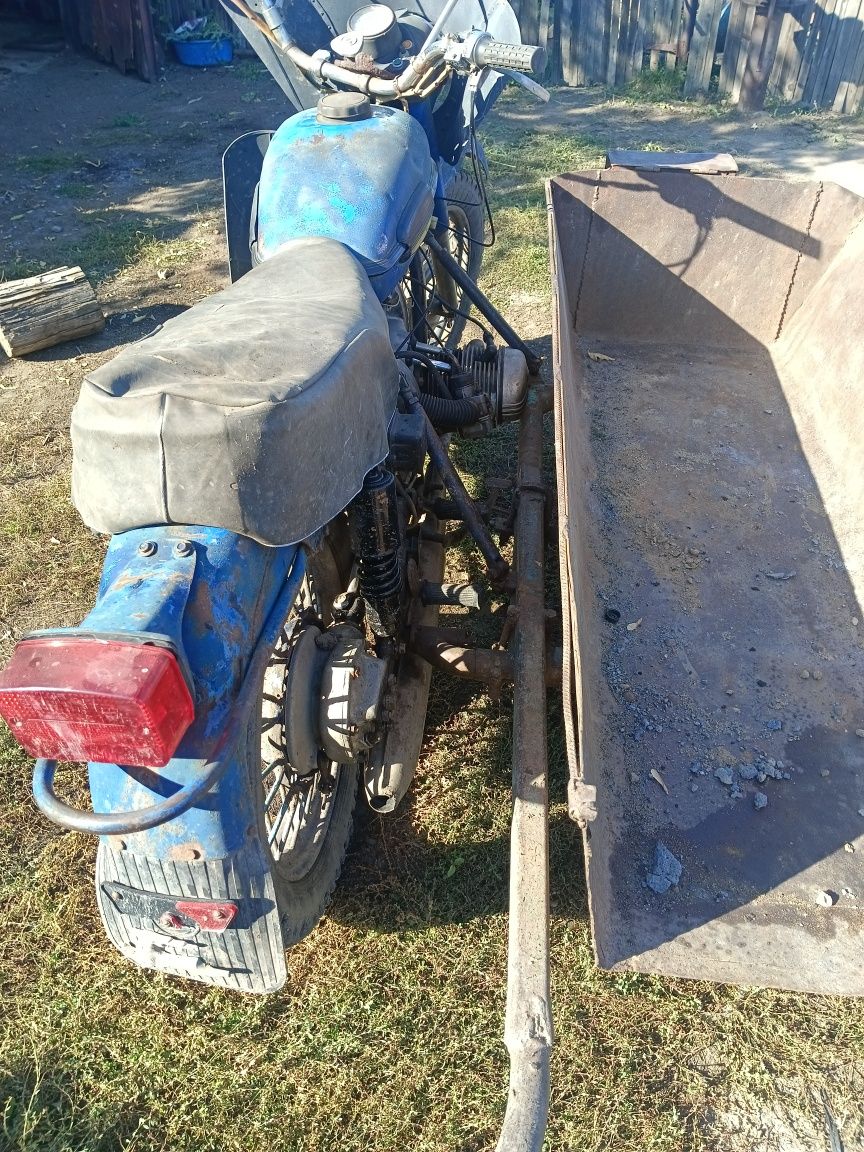 Продам мотоцикл Урал.