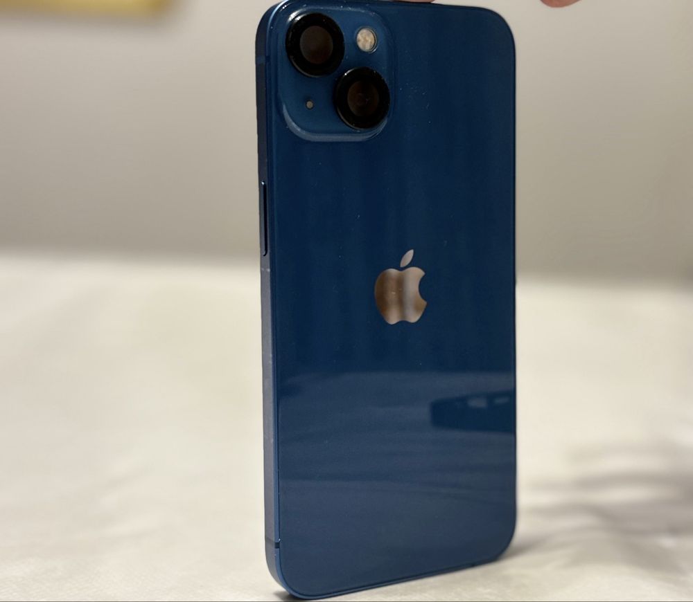 Продаю     iphone   13 в хорошем состояний