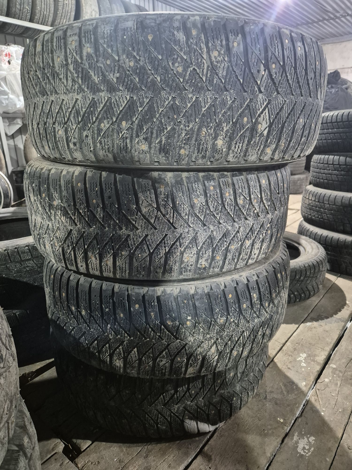 Продам зимние балоны и летние