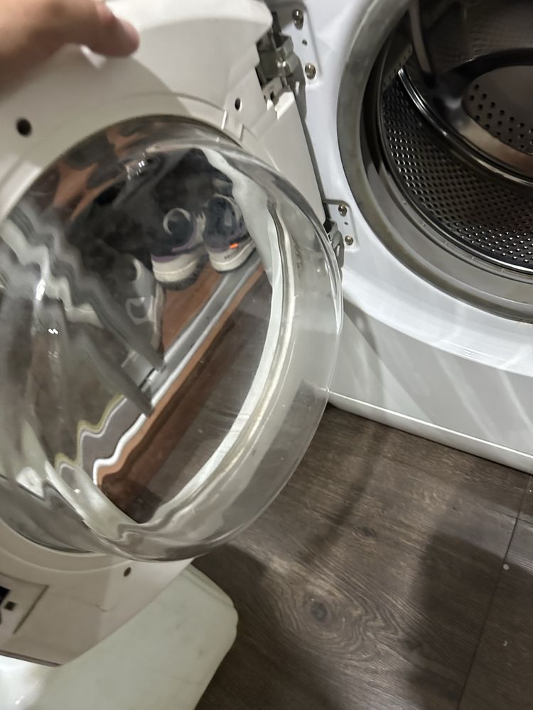 Стиральная машина Hotpoint ariston