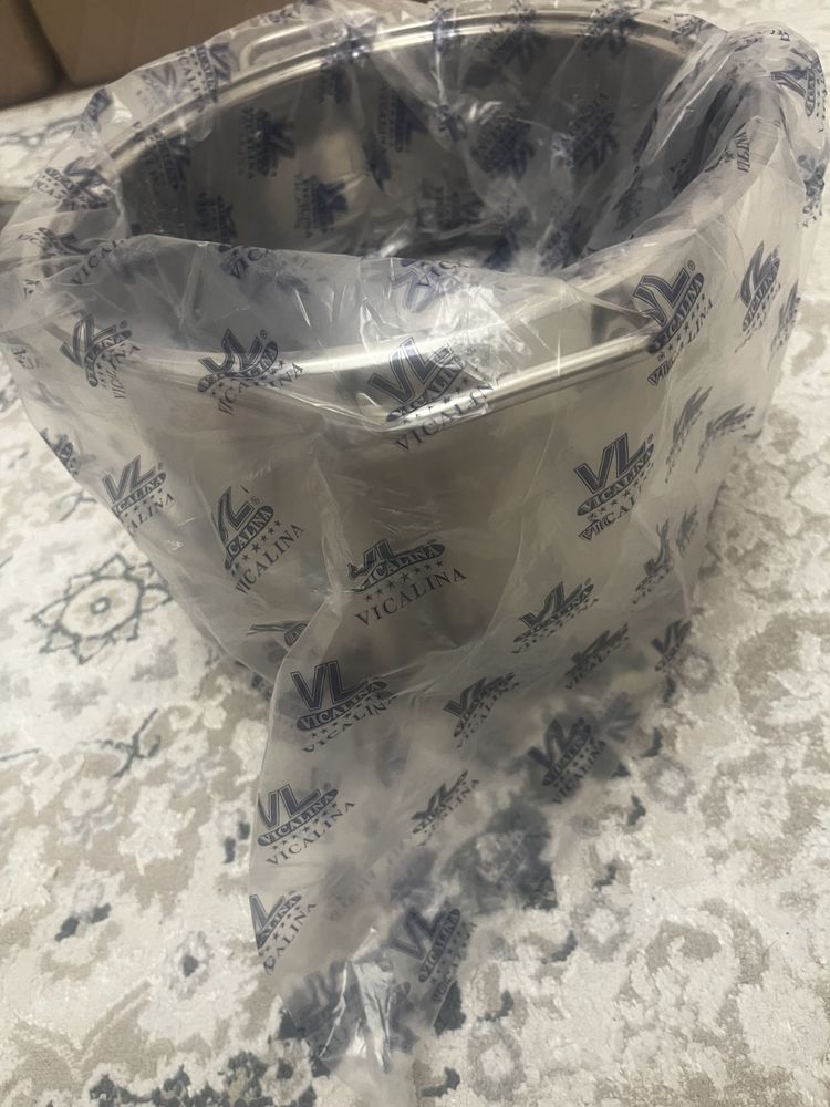 Продам кастрюлю