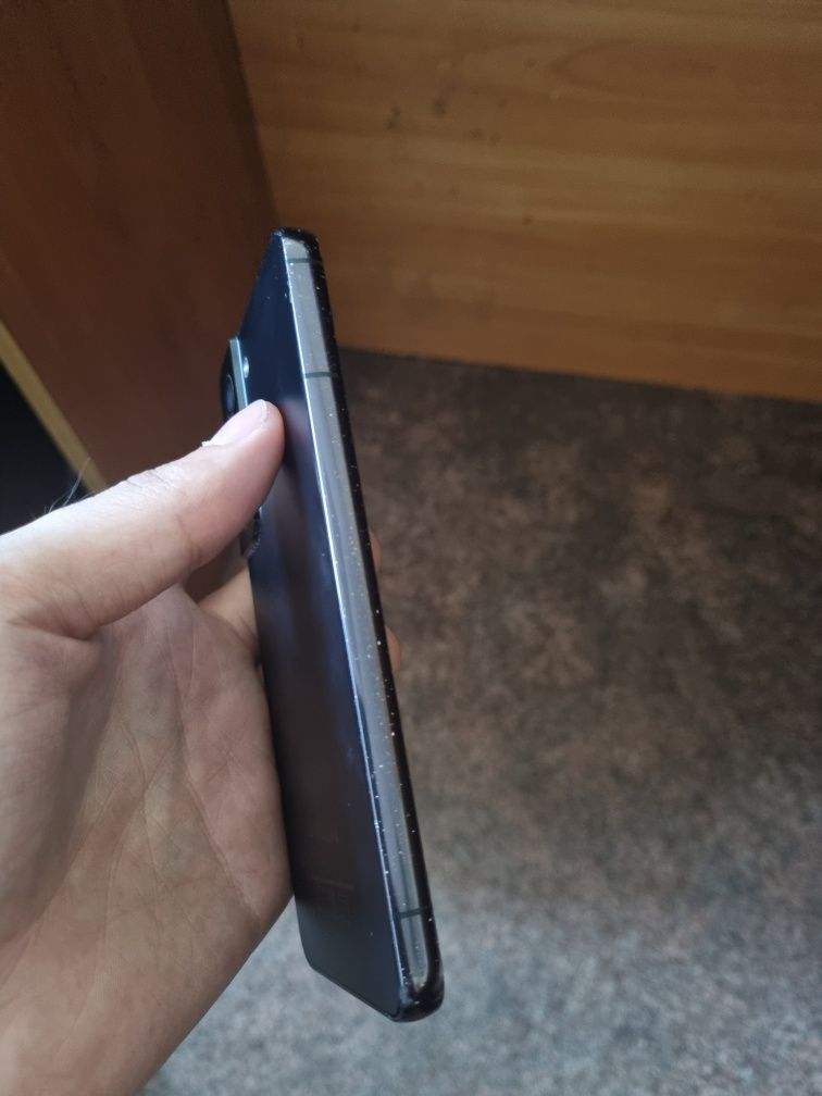 Продам s22 в хорошем состоянии