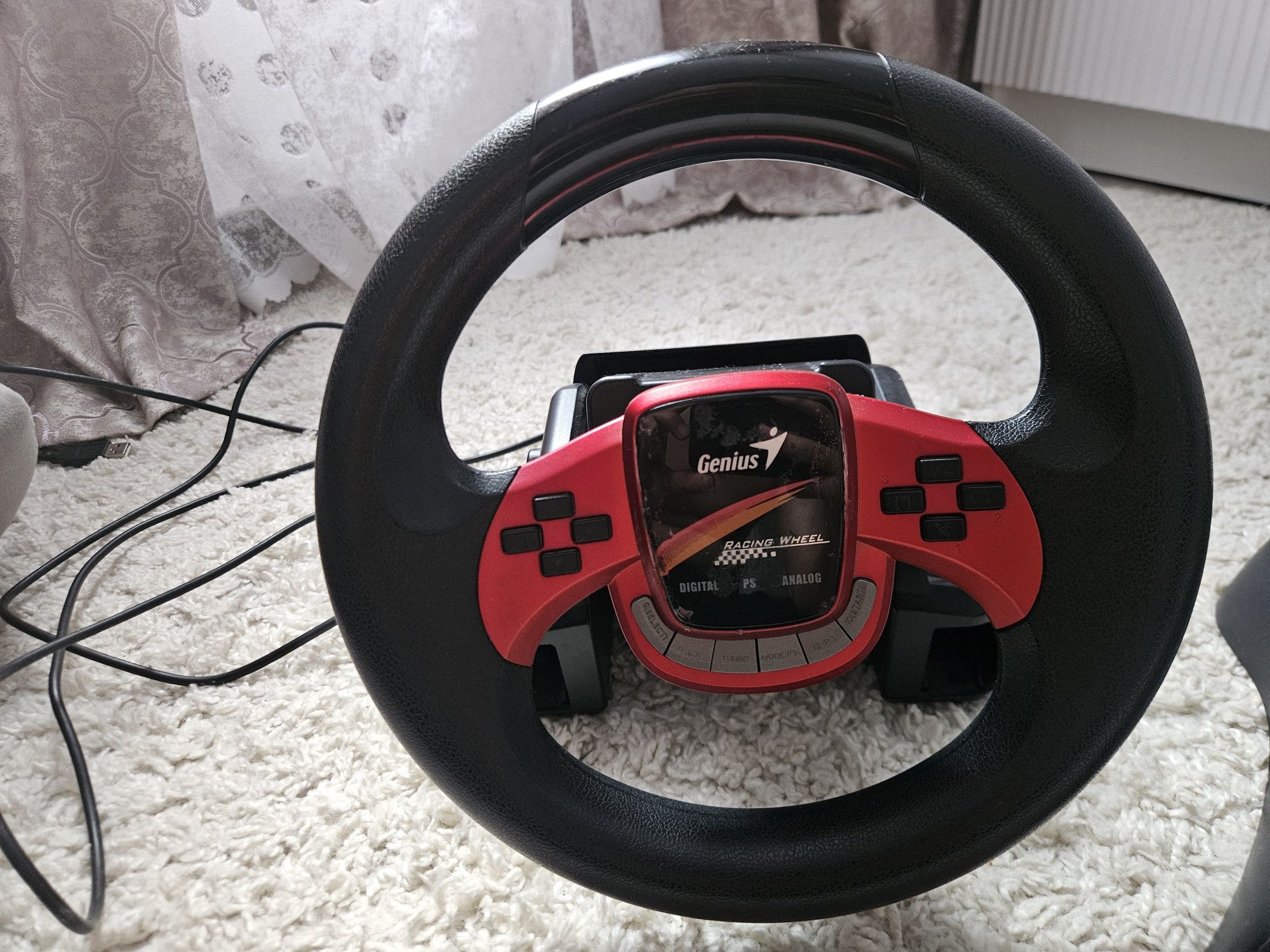 Игровой руль для симрейсинга