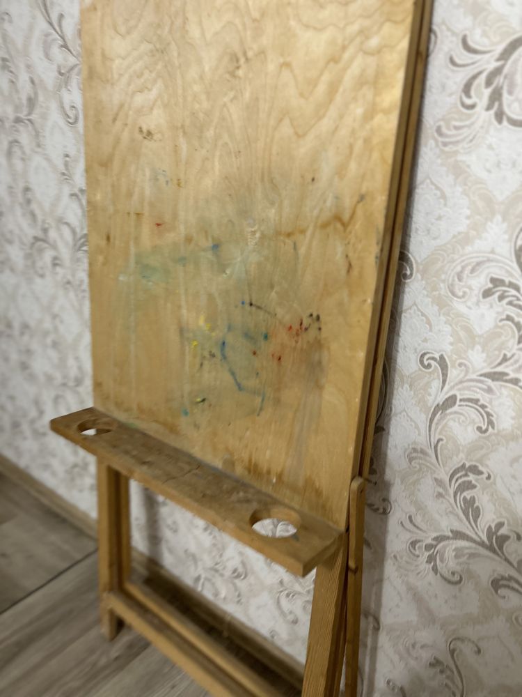Продам мольберт