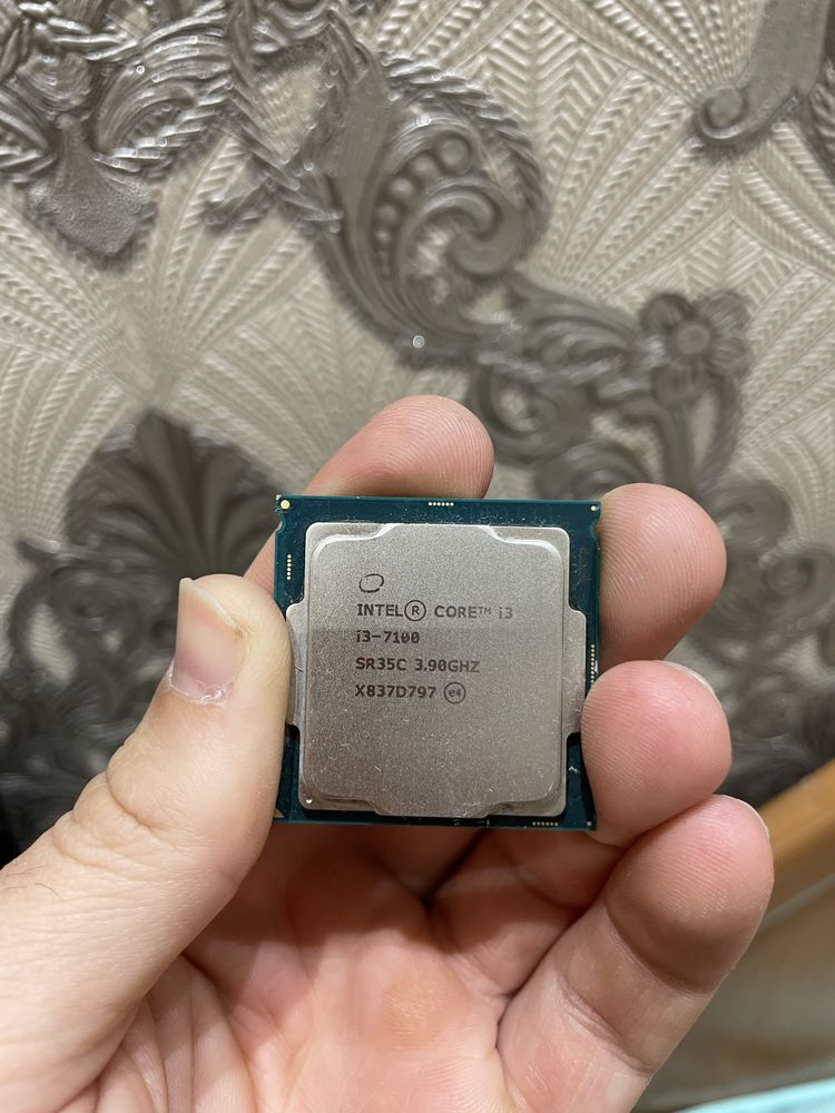 Процессор i3 7100