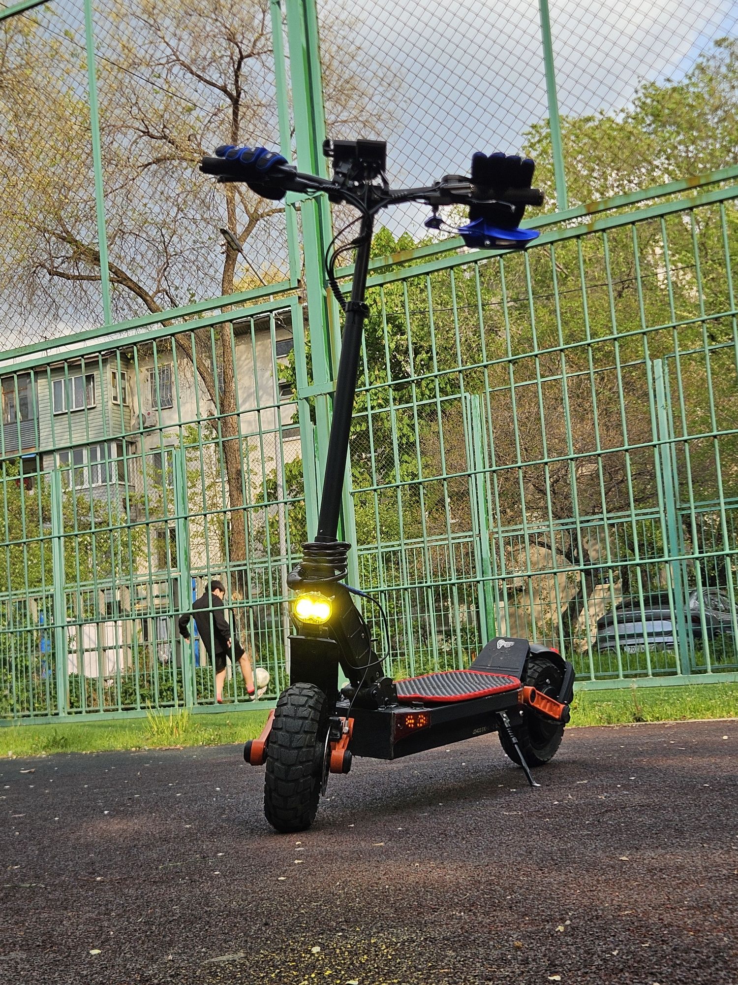 Joyor s10s  продаю электросамокат