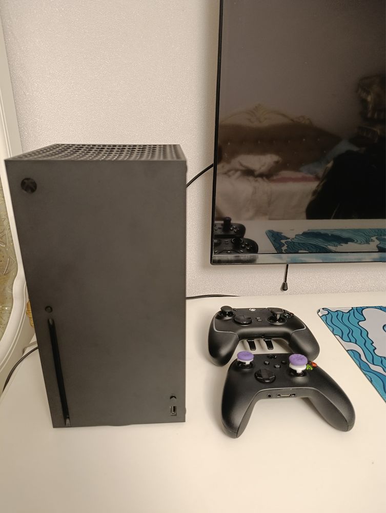Продам Xbox Series X