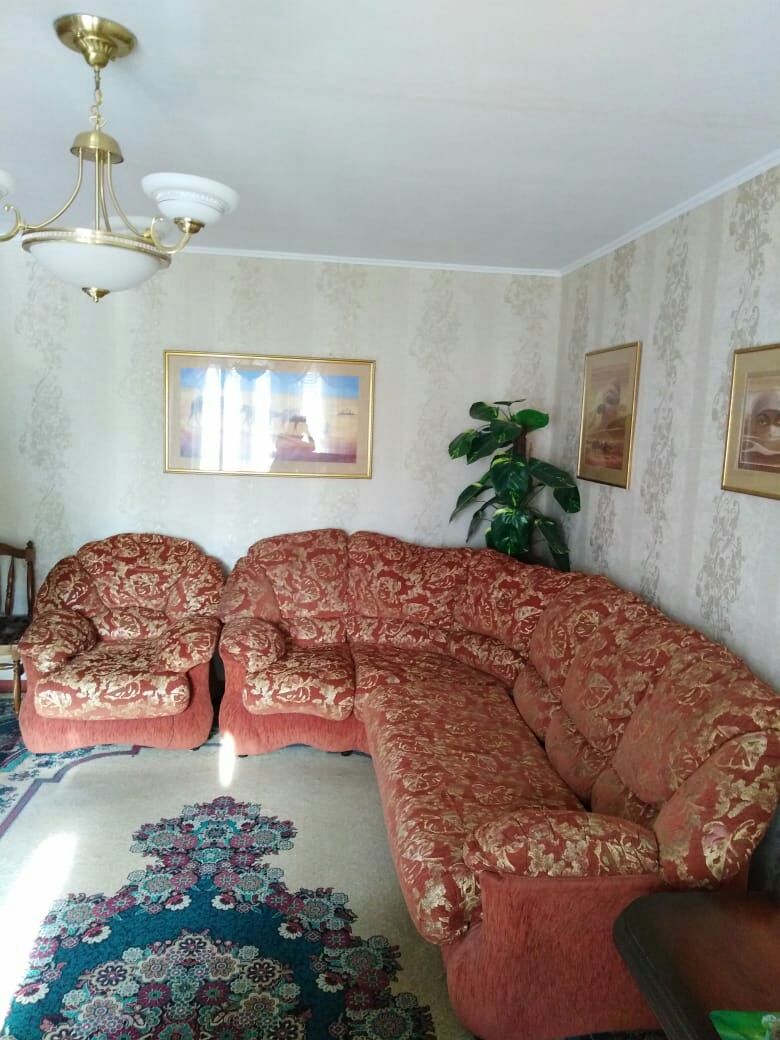 Мебель для дома спальный гарнитур, стенка, угловой диван с креслом , р