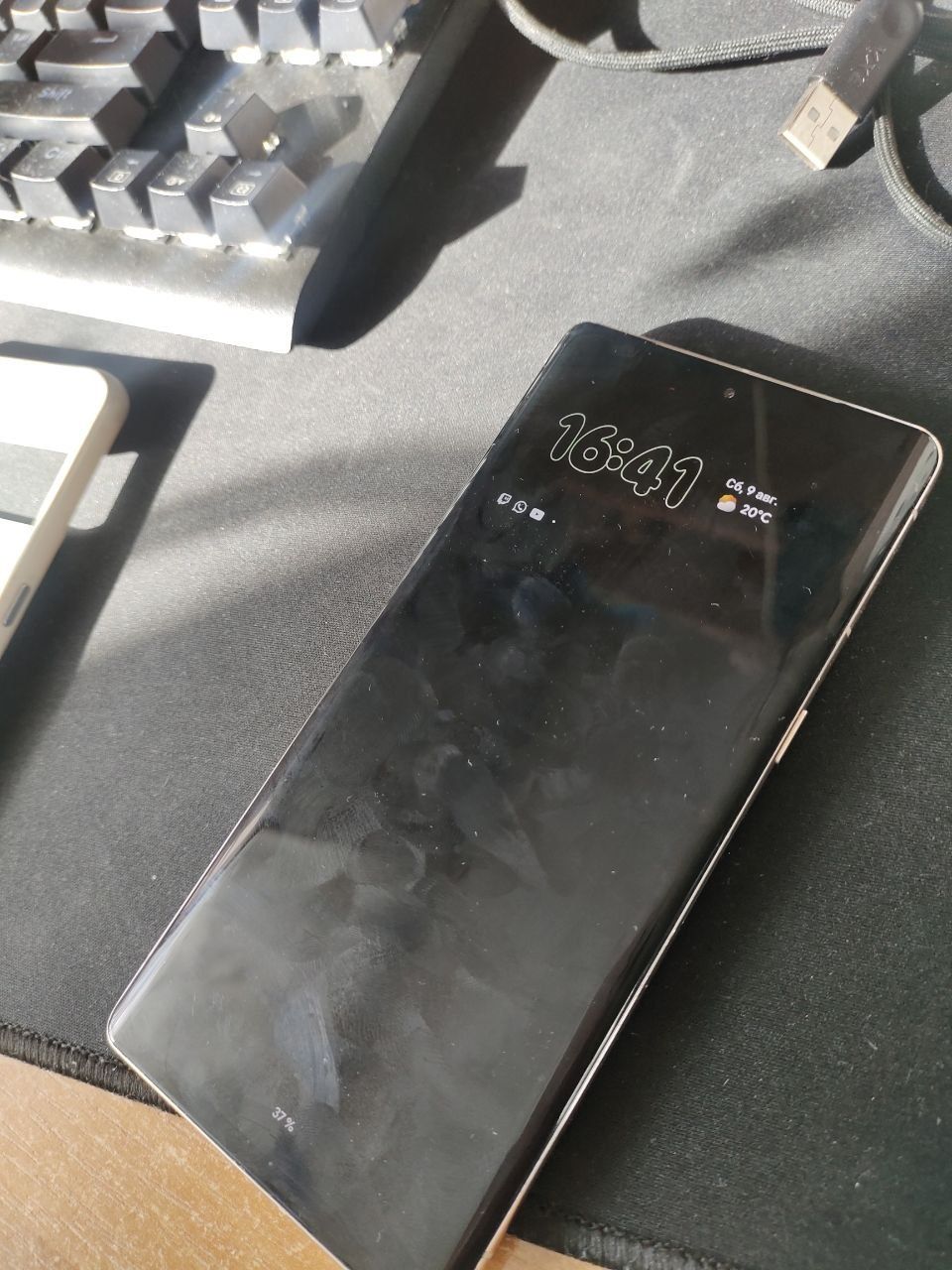 Обменяю pixel 7 pro, торг