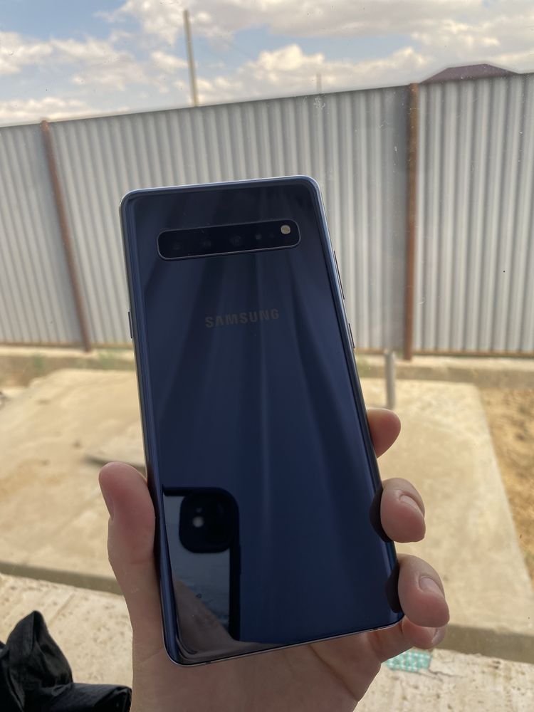 Samsung s10
