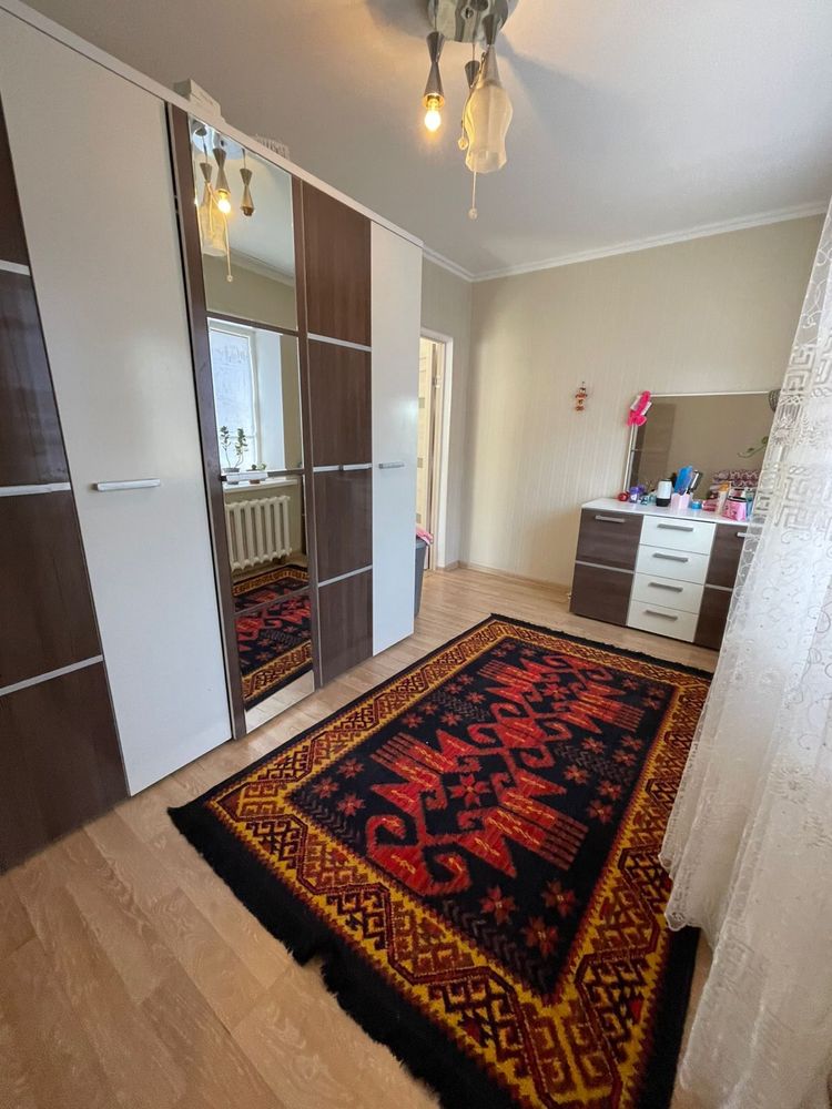 Продается 3 комнатная квартира (Агентство)