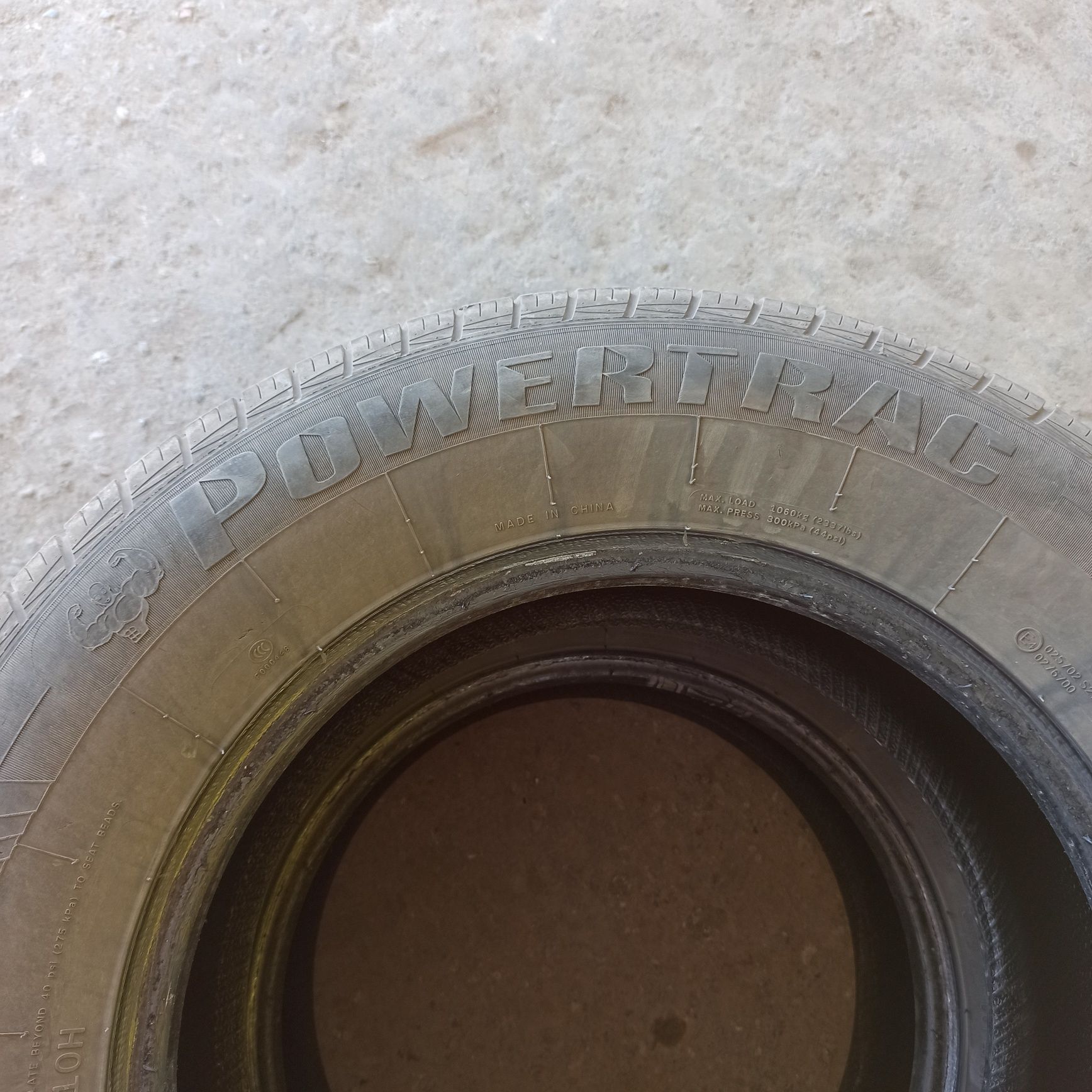 Всесезонка 255 65r17, 110h пара