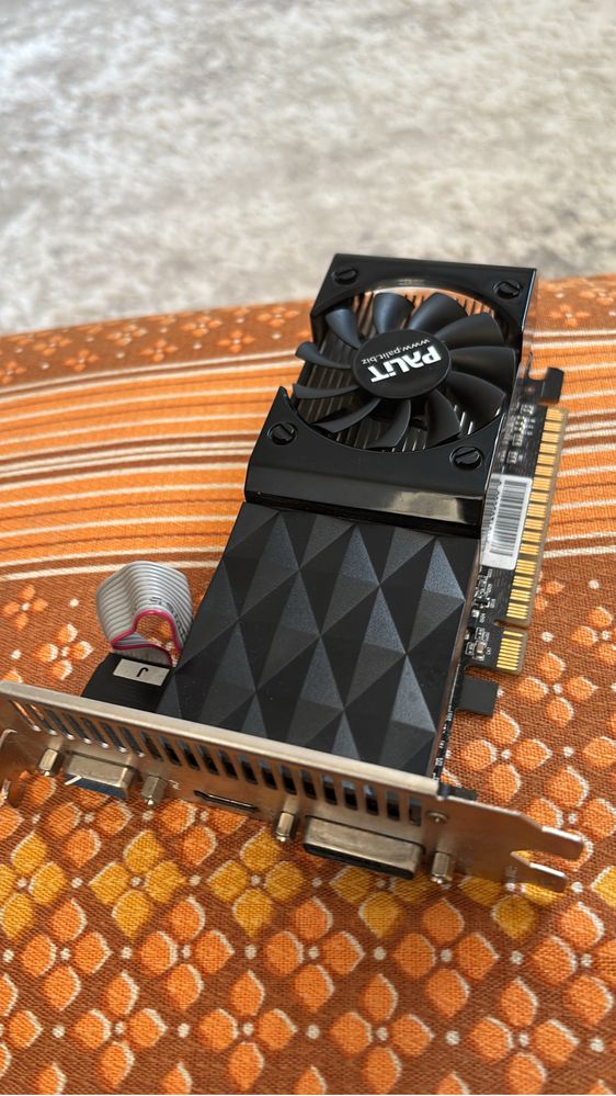 Видио карта ZOTAC GT 710 (1GB DDR3