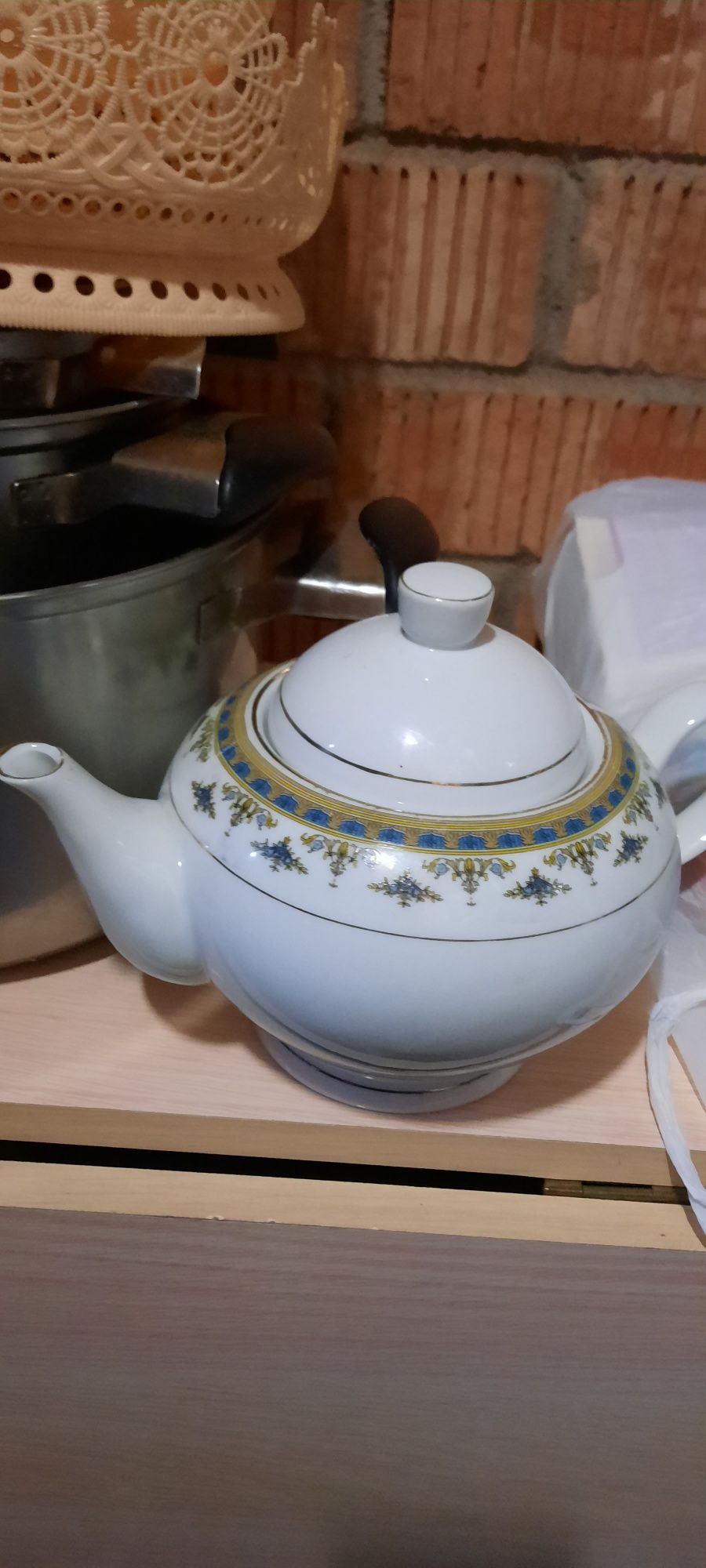 3 кастрюли без крышки