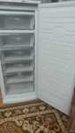 Продам вертикальный морозильник