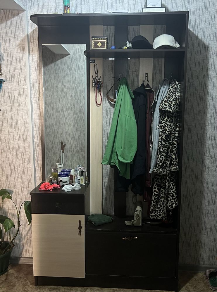 Шкаф в хорошем состояний